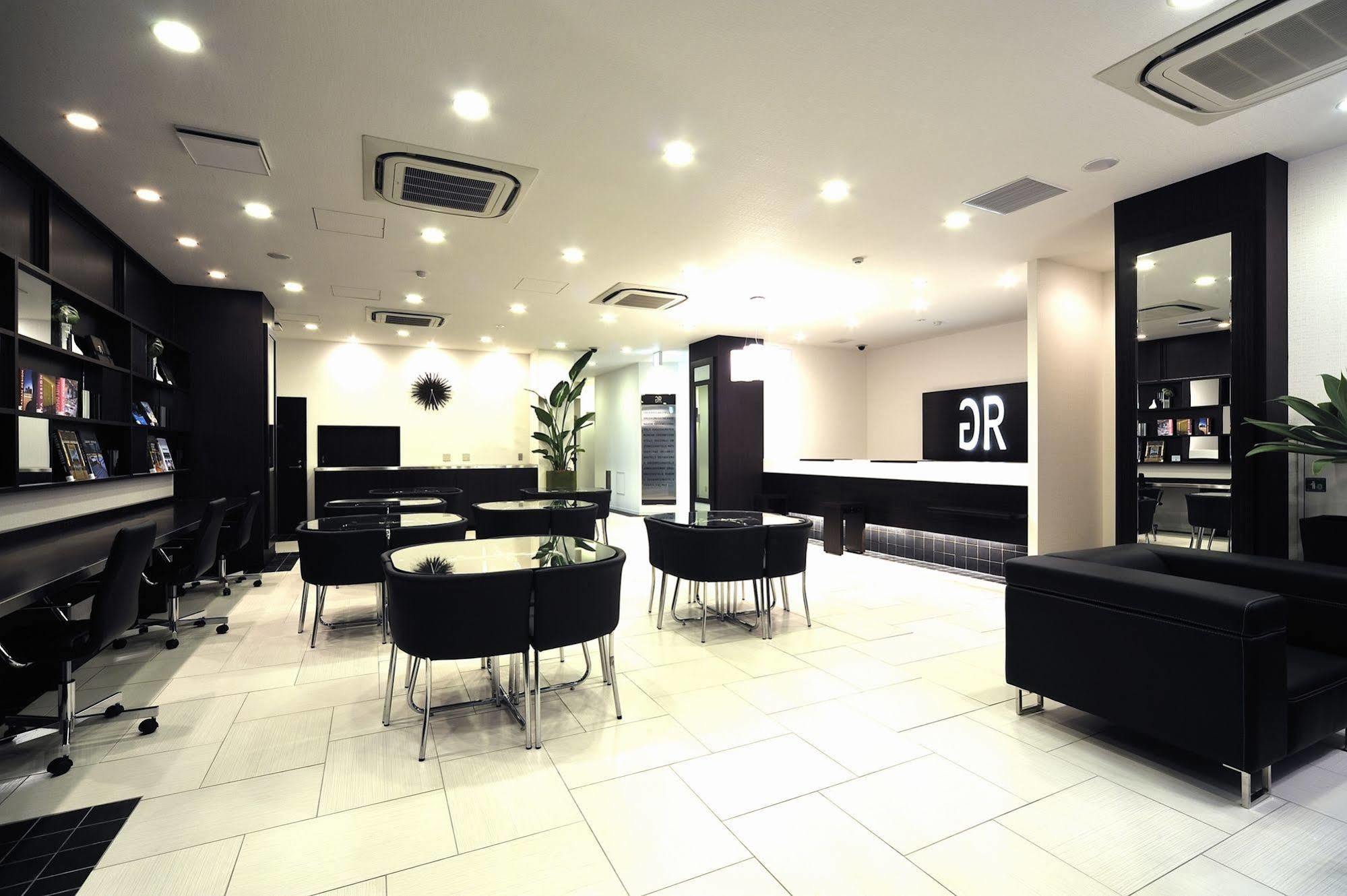 Green Rich Hotel Iwakuni Ekimae  Bagian luar foto